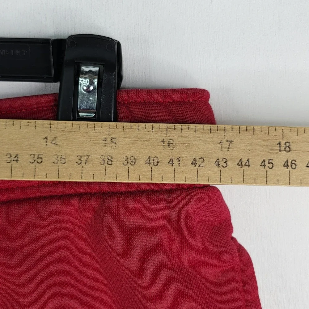 Nike Air Jordan Essentials Fleece Shorts Mens Size M‎ Large Red DA9826-687
